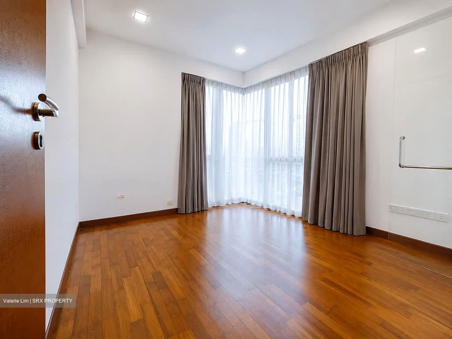 One Fort (D15), Condominium #586257791